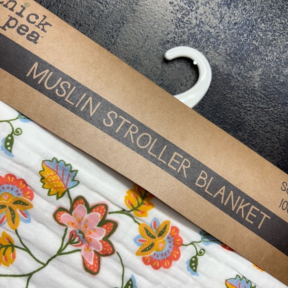 CHICK PEA 🧡 MUSLIN STROLLER BLANKET - Picture 4 of 9